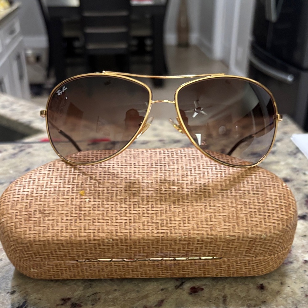 Ray-Ban Gold Frame Aviator Sunglasses women’s sunglasses aviator